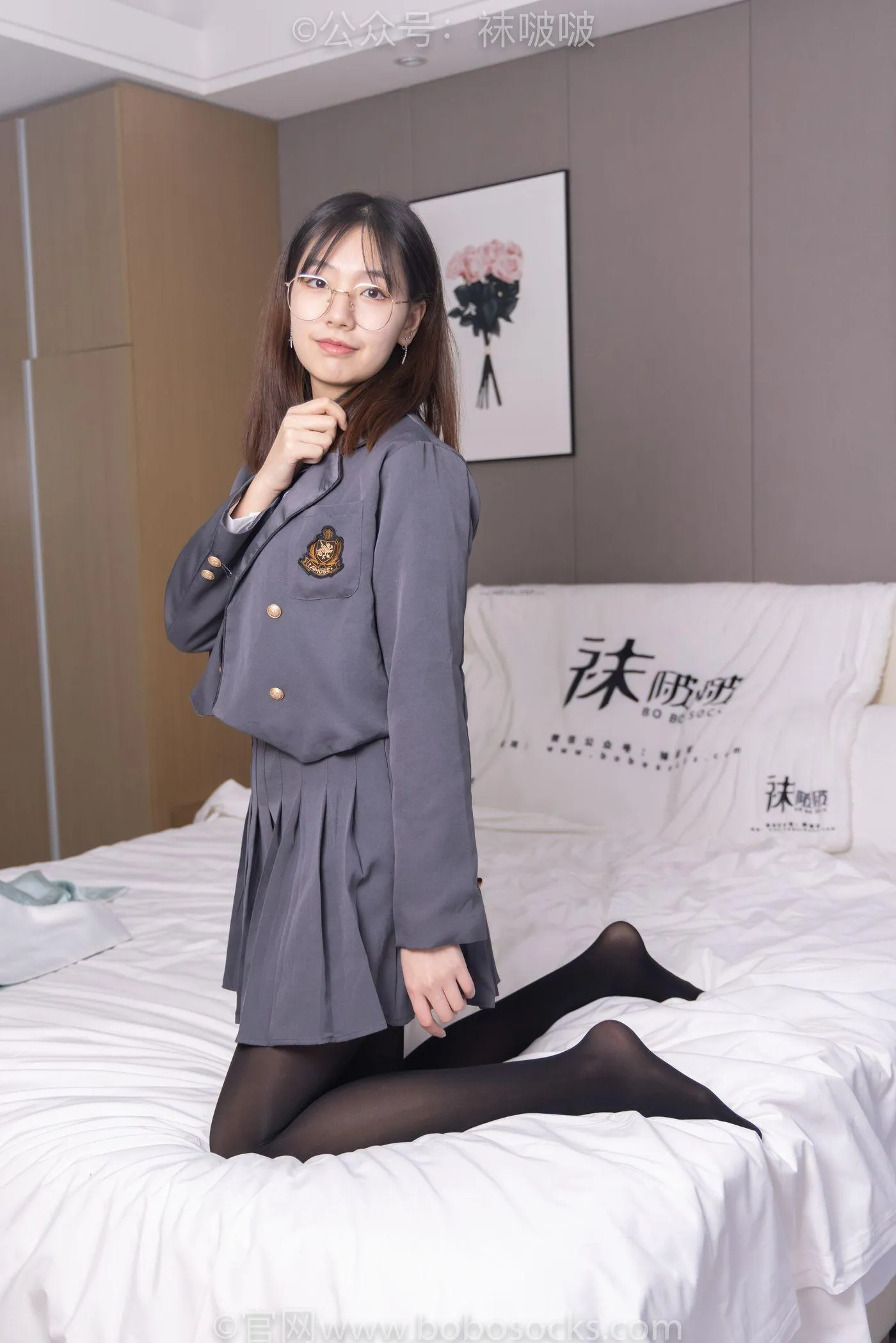 [BoBoSocks袜啵啵]NO.060 小甜豆-JK制服、皮鞋、厚黑丝 [131P]插图1